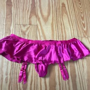 NWT: Sexy Little Thing skirt garter belt
